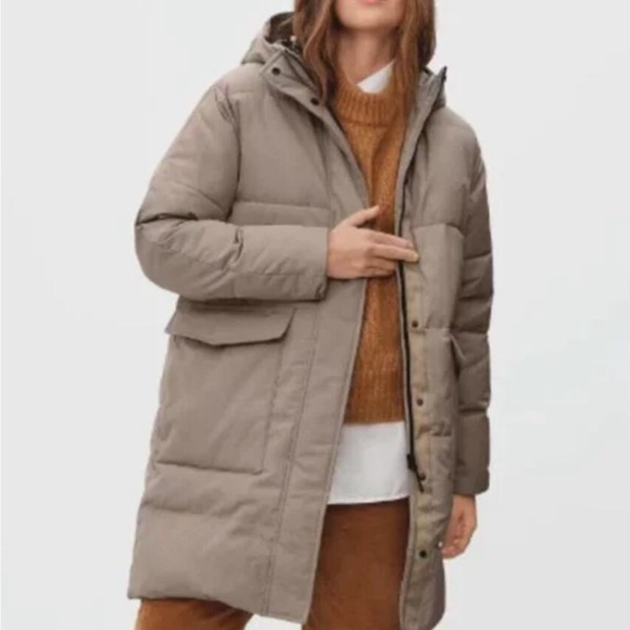 Everlane Renew Long Puffer Coat - Picture 1 of 5